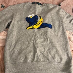 Uniqlo kaws Andy Warhol grey crewneck sweatshirt medium. Excellent condition